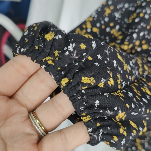 Dynamite Wrap-Style Black And Yellow Dress A16 - Picture 4 of 7